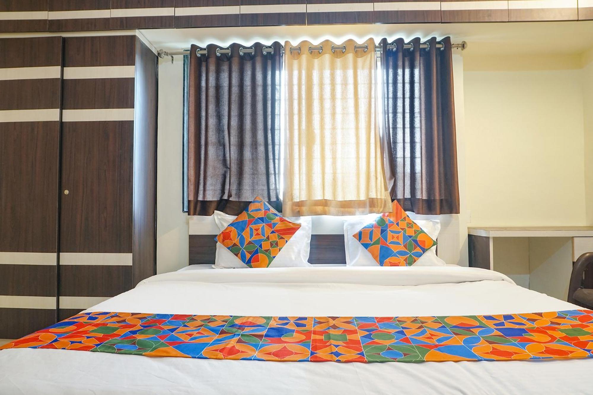 Fabhotel The Guest House Pune Exterior photo